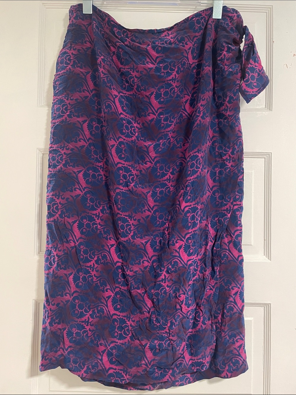 Vintage 100% silk Rena Rowen wrap skirt in size 18W.